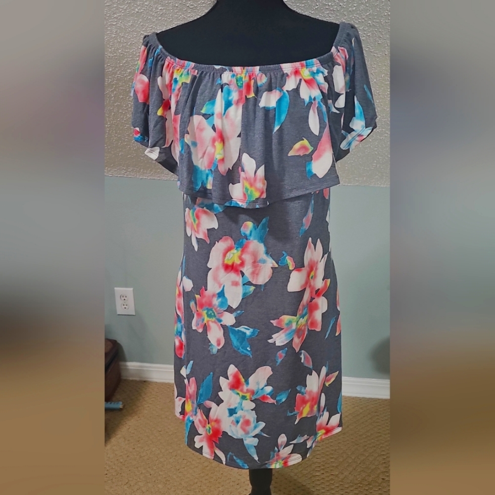 Floral ruffle dress NWT